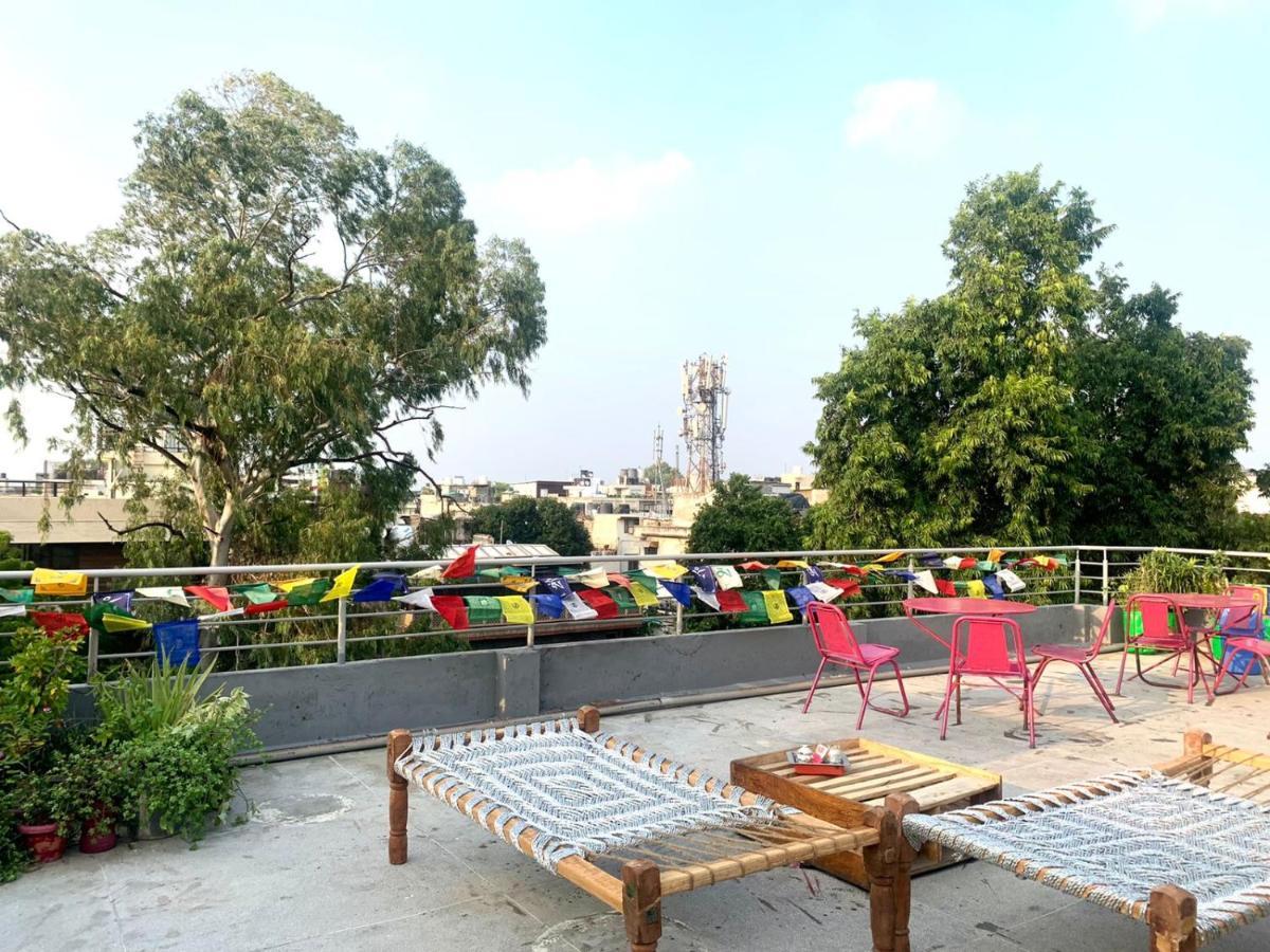 Bed & Chai Guesthouse Yeni Delhi Dış mekan fotoğraf