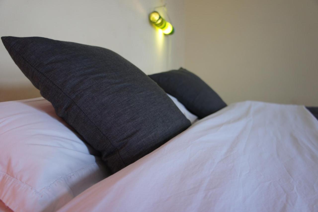 Bed & Chai Guesthouse Yeni Delhi Dış mekan fotoğraf