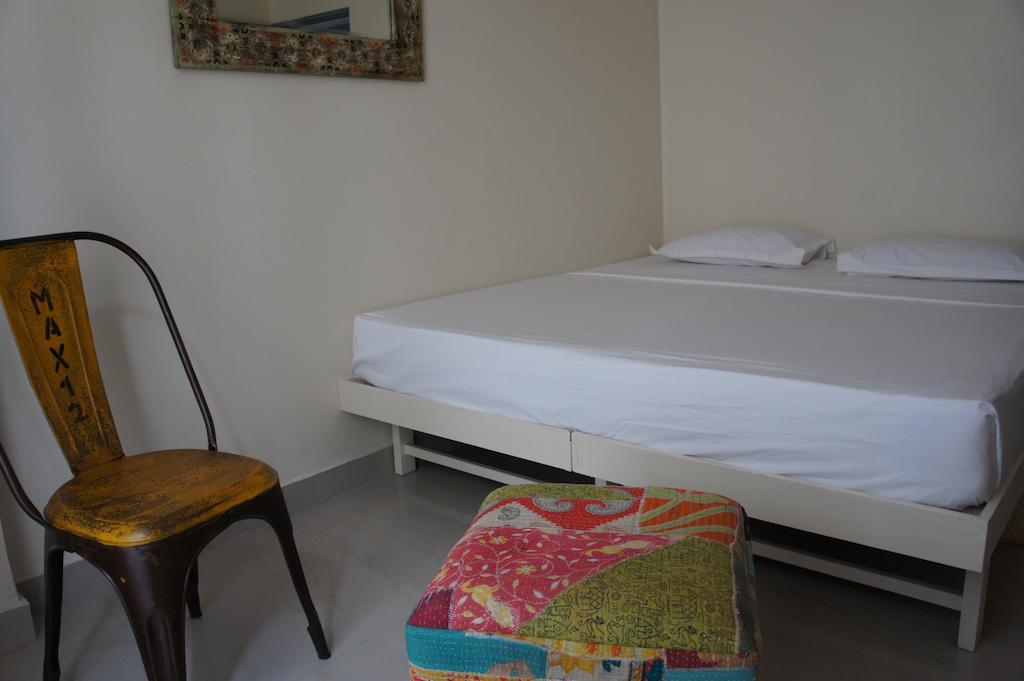 Bed & Chai Guesthouse Yeni Delhi Oda fotoğraf