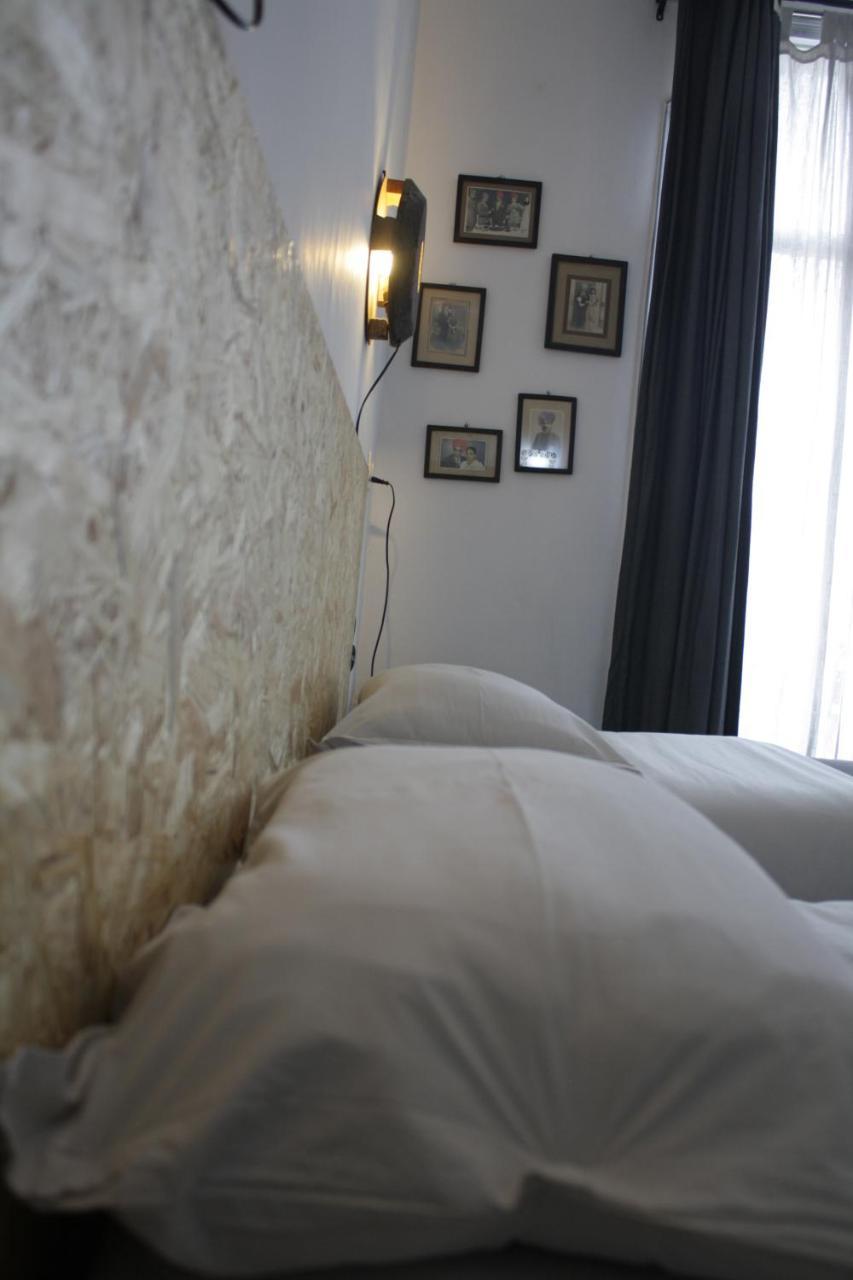 Bed & Chai Guesthouse Yeni Delhi Dış mekan fotoğraf